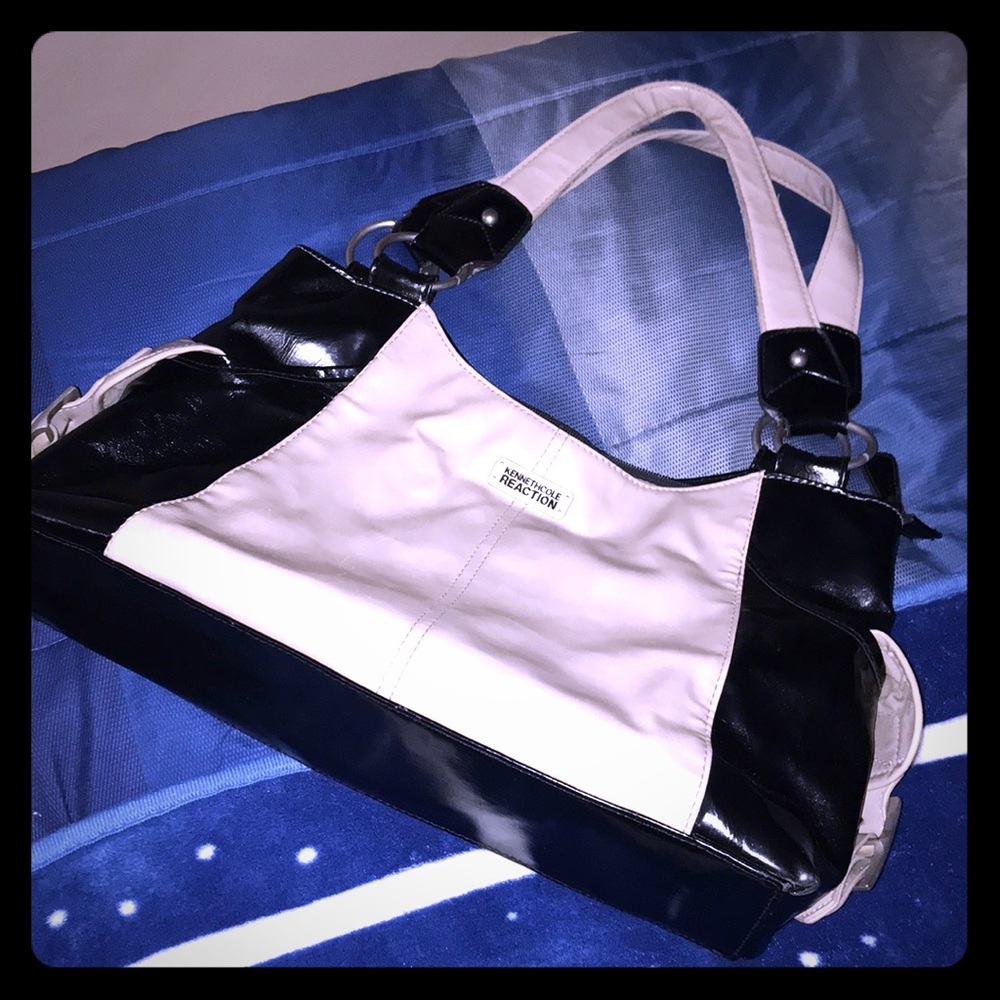 Kenneth Cole Purse 👜